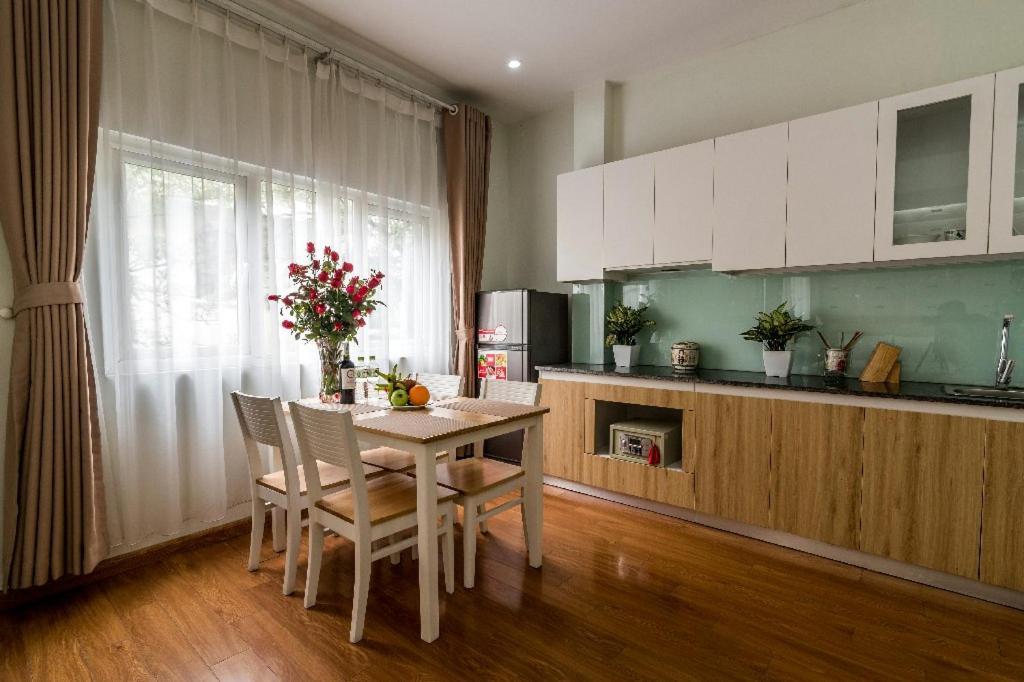 New Apart Hotel Ханой Екстериор снимка
